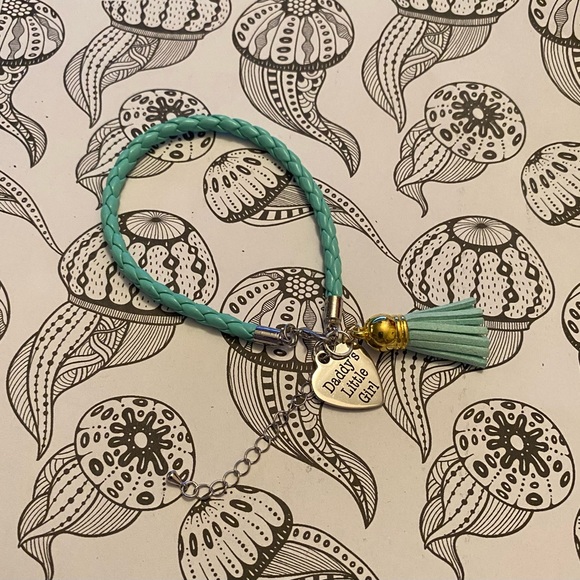 2/$25. Daddy’s little girl charm bracelet NEW Handcrafted (7" wrist) - Picture 2 of 3